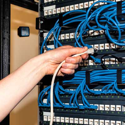 Clever-Logger-Humidity-Logger-in-server-room